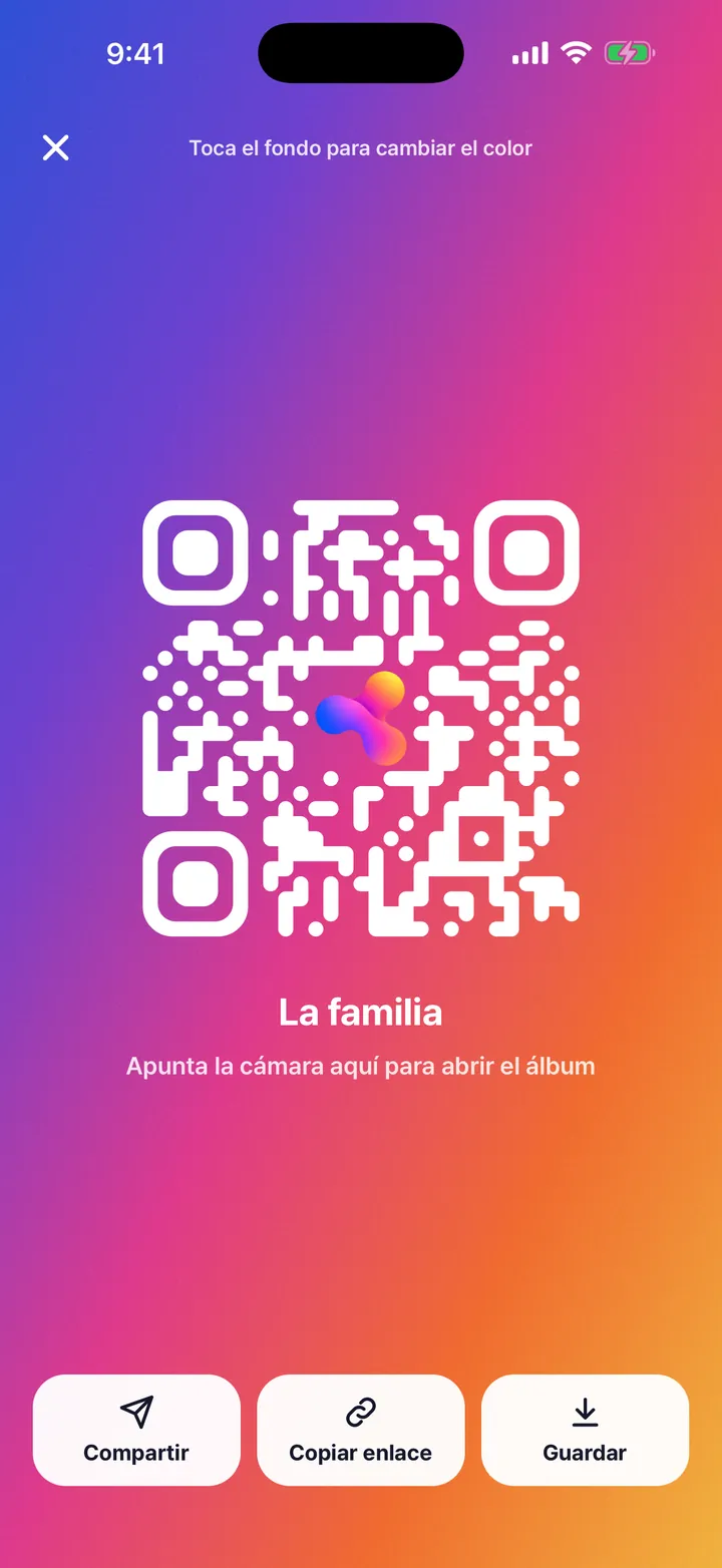 Si están juntos, el código QR los mete al álbum al instante.